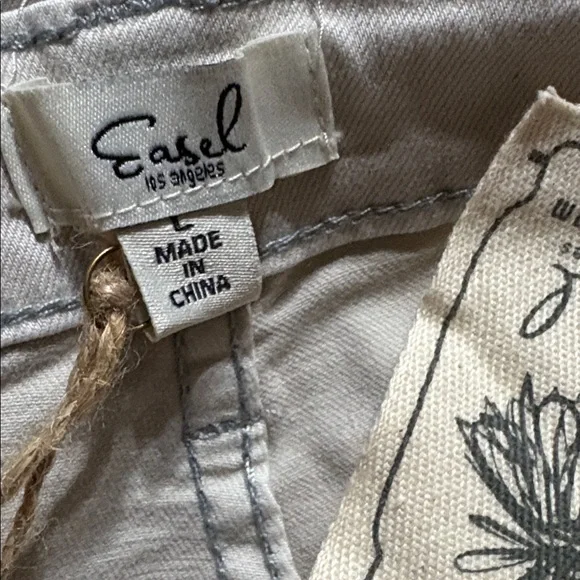 Easel Cream Flare Jeans with CustomPatches; Size L